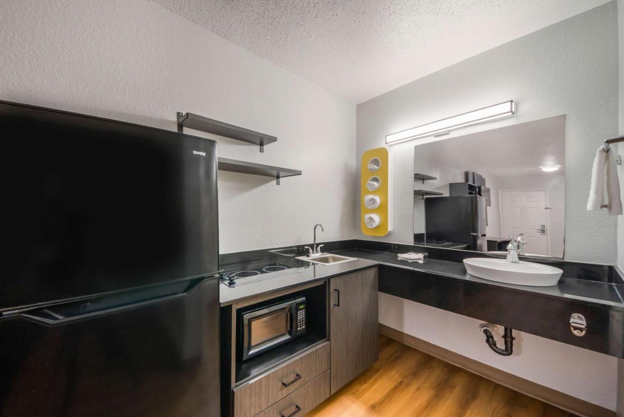 Studio 6 Laredo, Tx - North I-35 Экстерьер фото