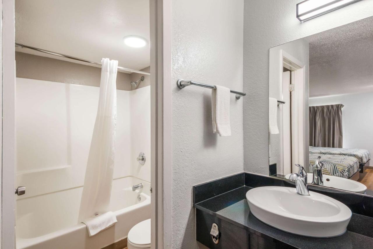 Studio 6 Laredo, Tx - North I-35 Экстерьер фото